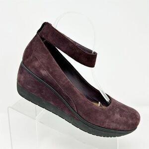 Clarks Artisan Wynnmere Fox Purple Suede Ankle Strap Wedge Shoes Size 9